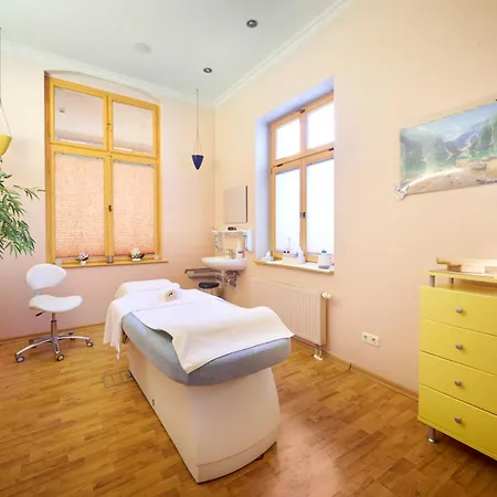 Hotel Strandvilla Viktoria *