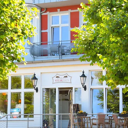 Strandvilla Viktoria Hotel